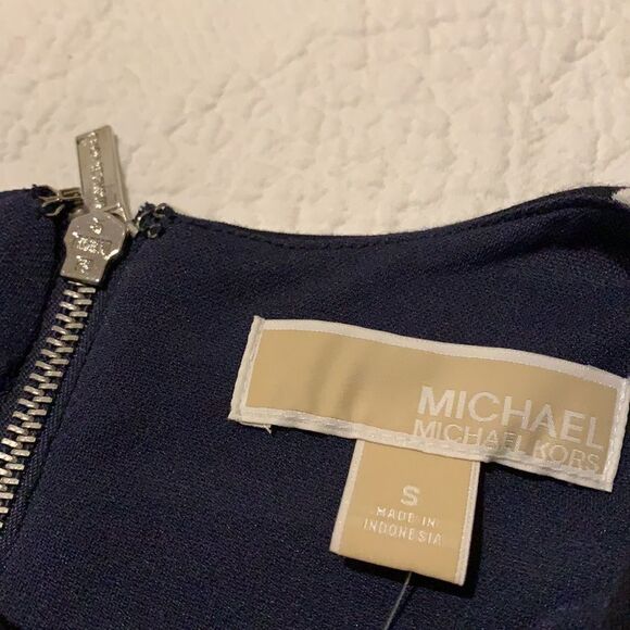 MK long sleeve dress - Picture 6 of 11